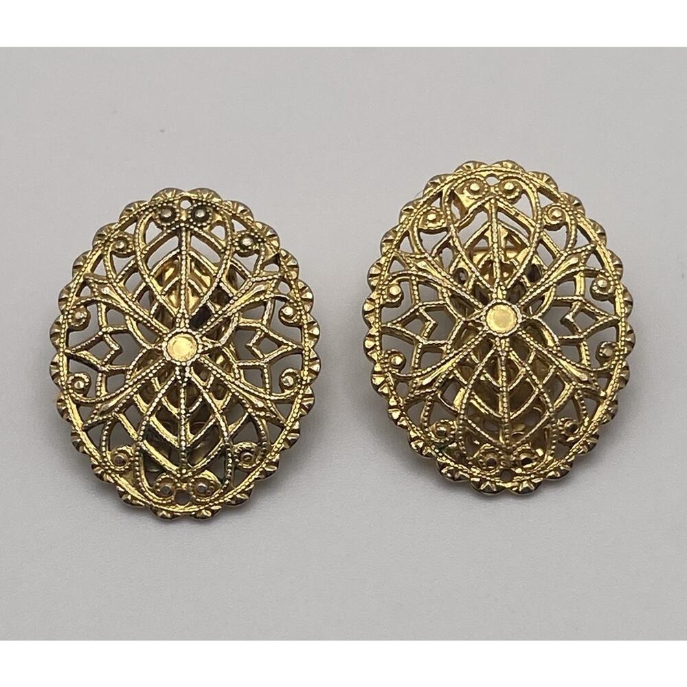 Vintage Gold Tone Open Work Elaborate Detail Oval Clip On Costume Earrings